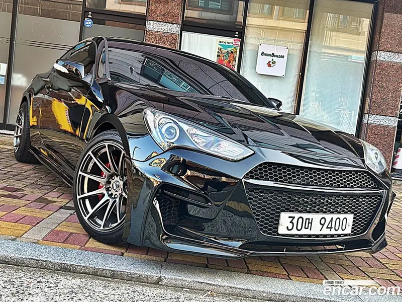 Hyundai Genesis