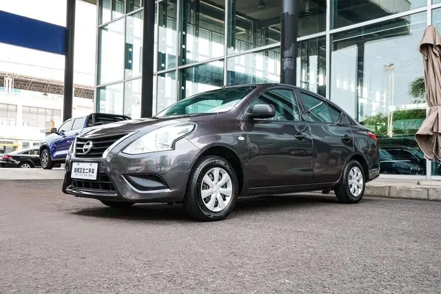 Nissan Sunny