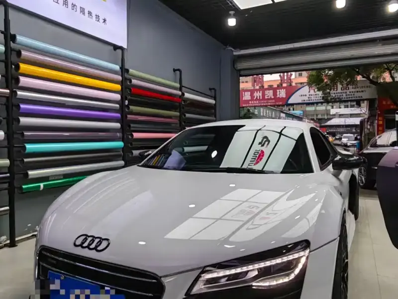 Audi R8