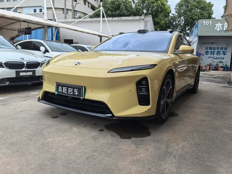 NIO ET5T