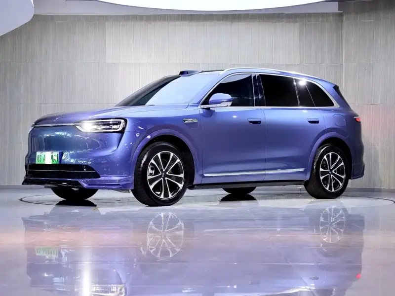 AITO M7
