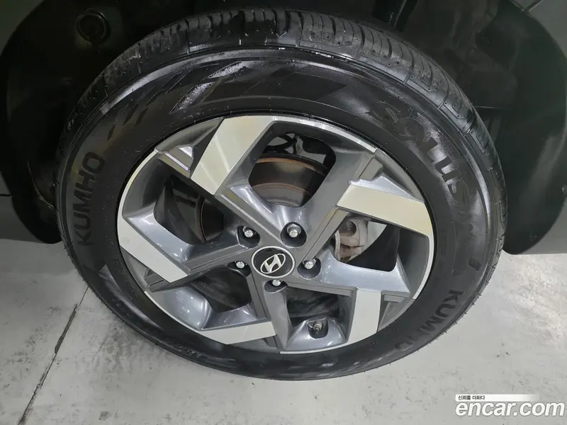 Hyundai Venue