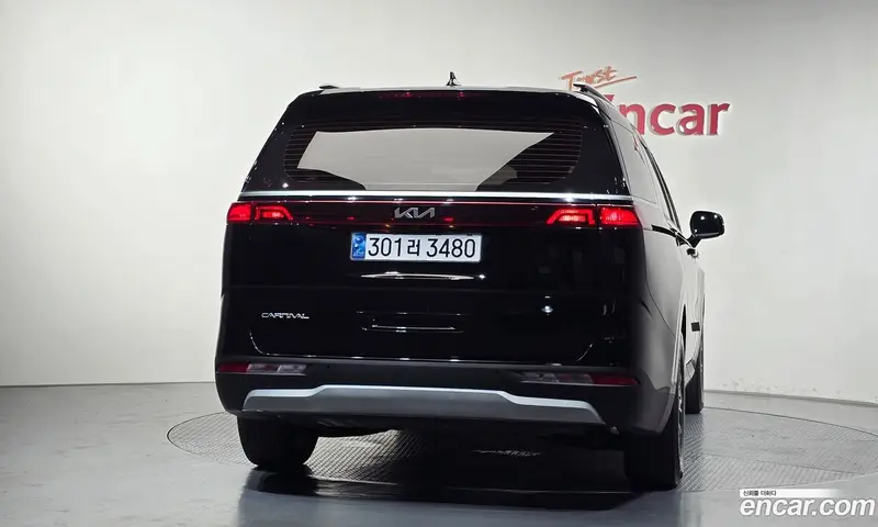Kia Carnival (Canival)
