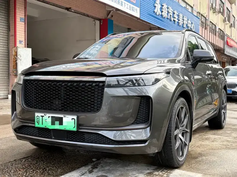 Li Auto ONE