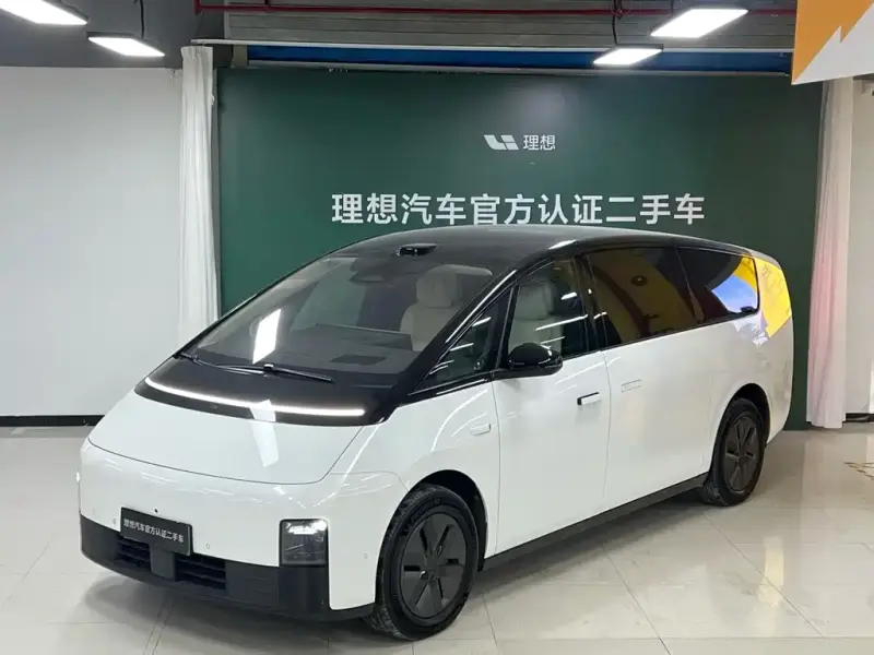Li Auto MEGA