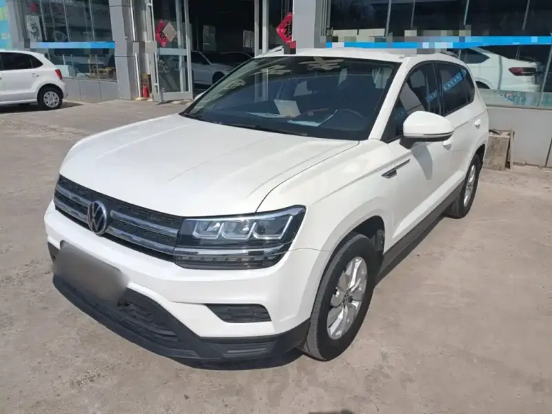 Volkswagen Tharu
