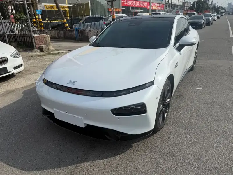 XPeng P7