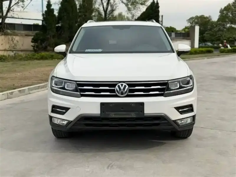 Volkswagen Tiguan L