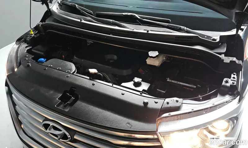 Hyundai H-1