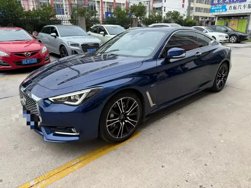 Infiniti Q60