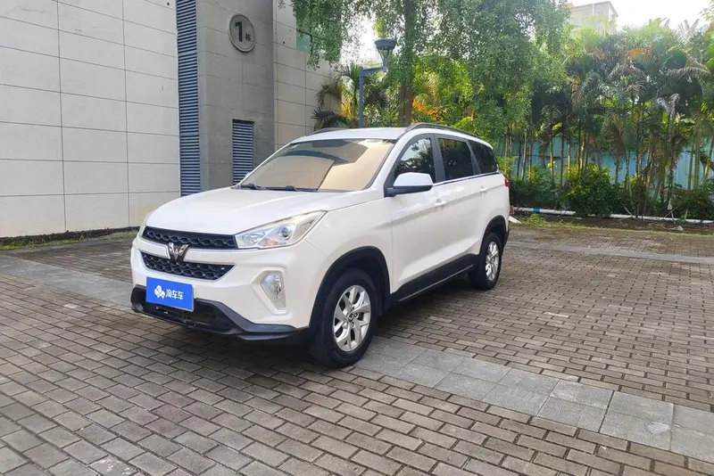 Wuling Hongguang S3