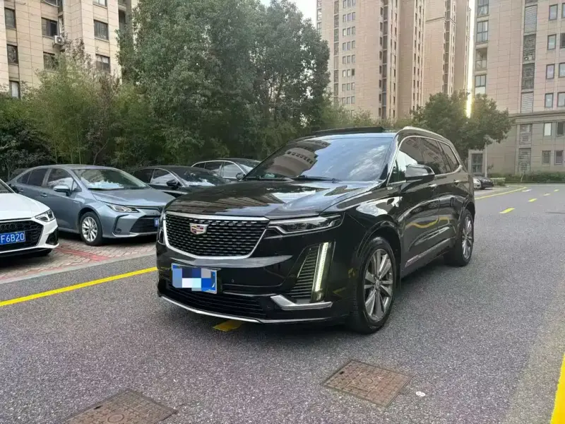 Cadillac XT6