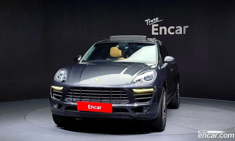 Porsche Macan