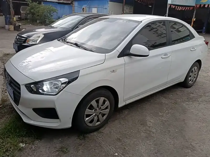 Hyundai Verna