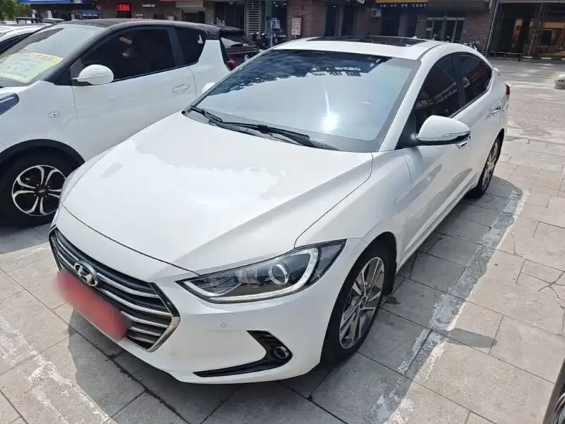 Hyundai Elantra