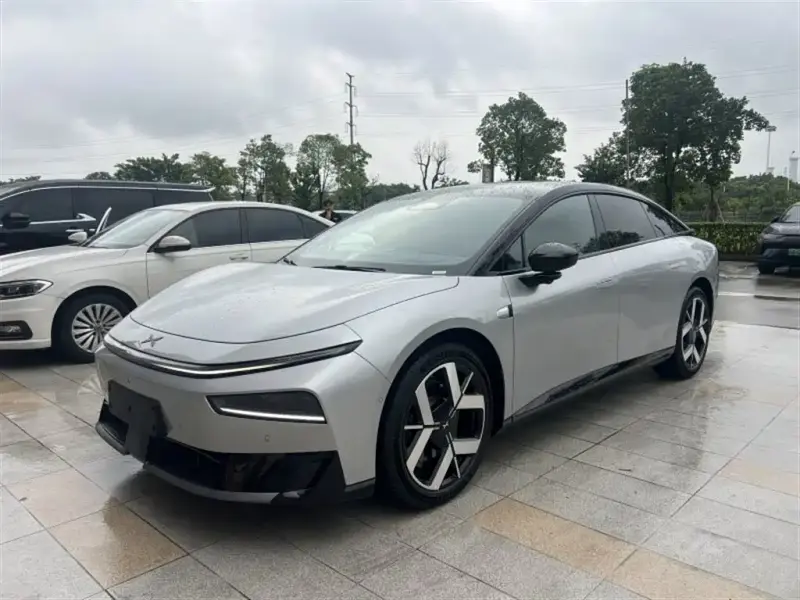 XPeng P7+