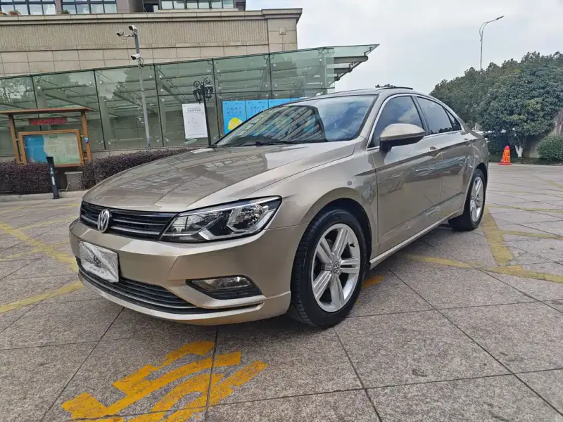 Volkswagen Lamando
