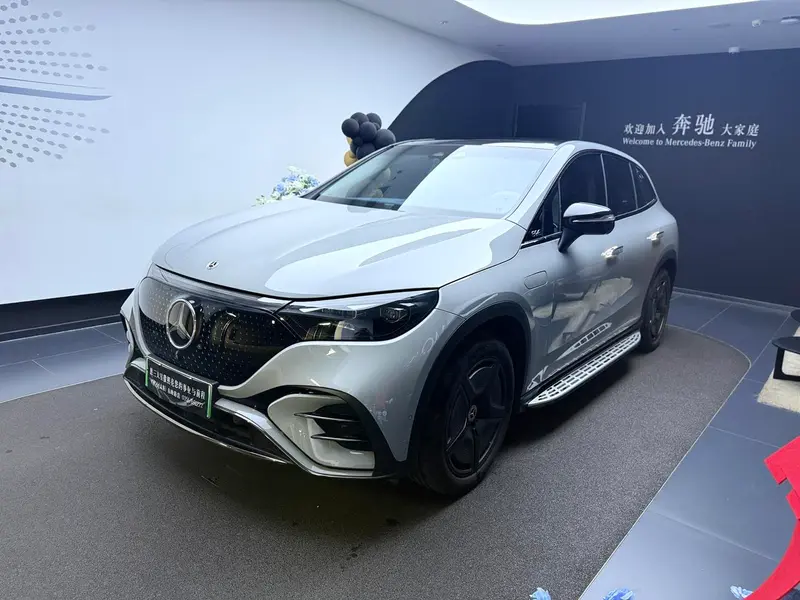 Mercedes-Benz EQE SUV