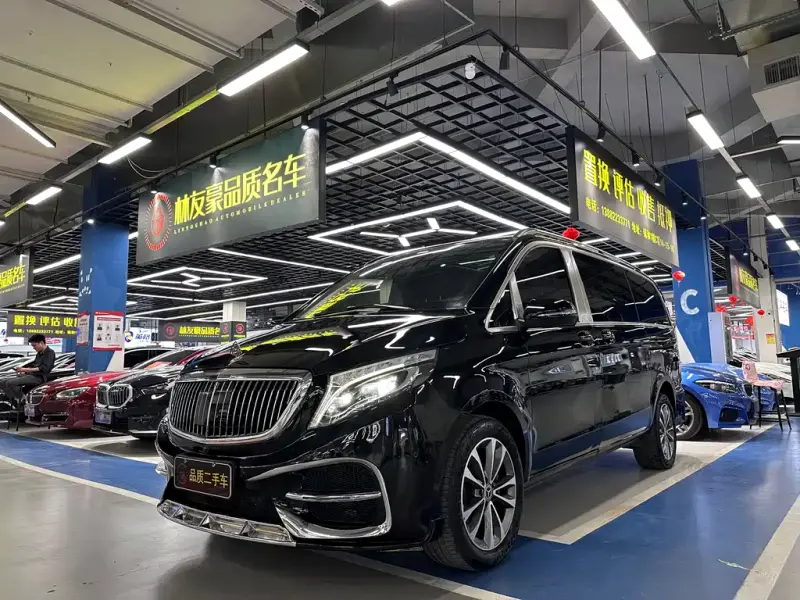 Mercedes-Benz V-Class