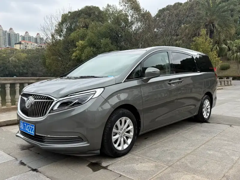 Buick GL8
