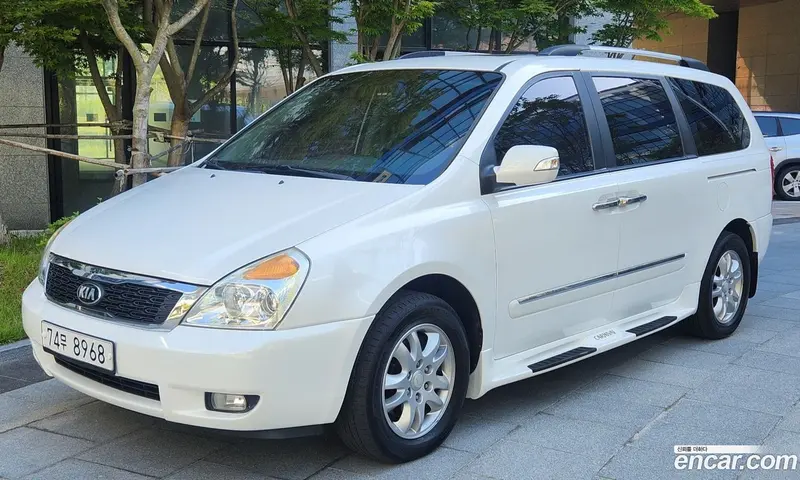 Kia Carnival (Canival)