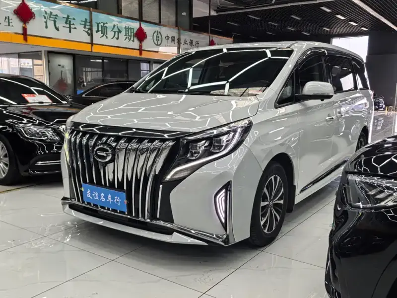 GAC Motor M8