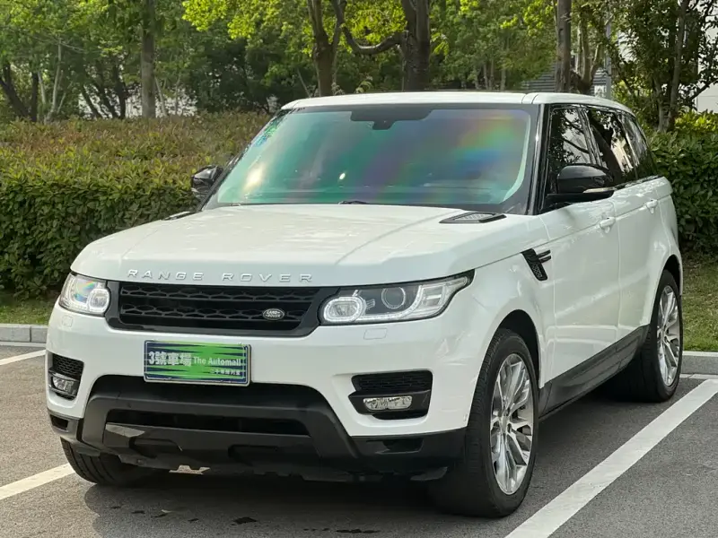 Land Rover Sport