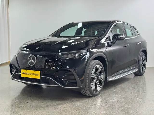 Mercedes-Benz EQE SUV