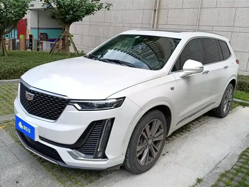 Cadillac XT6