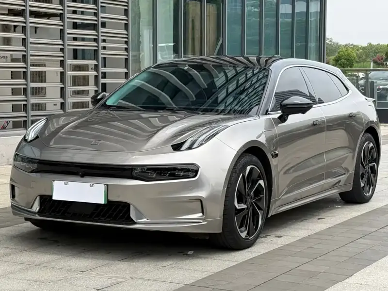 Zeekr 001