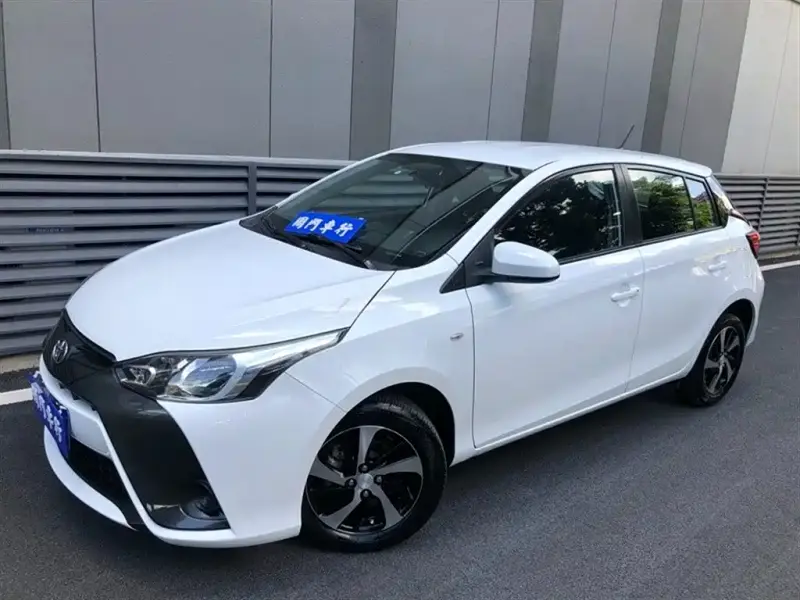 Toyota Yaris L