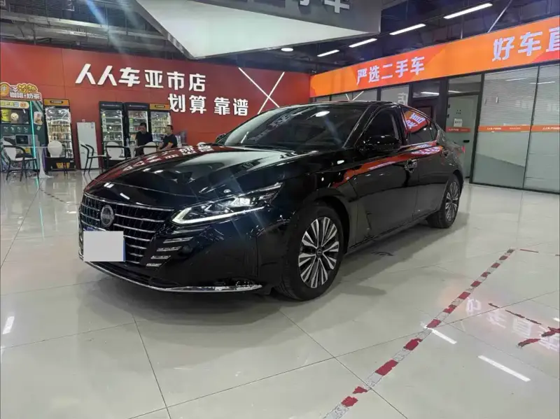 Nissan Teana