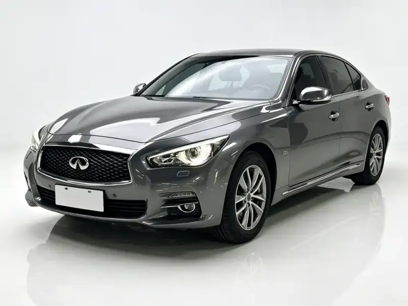 Infiniti Q50L