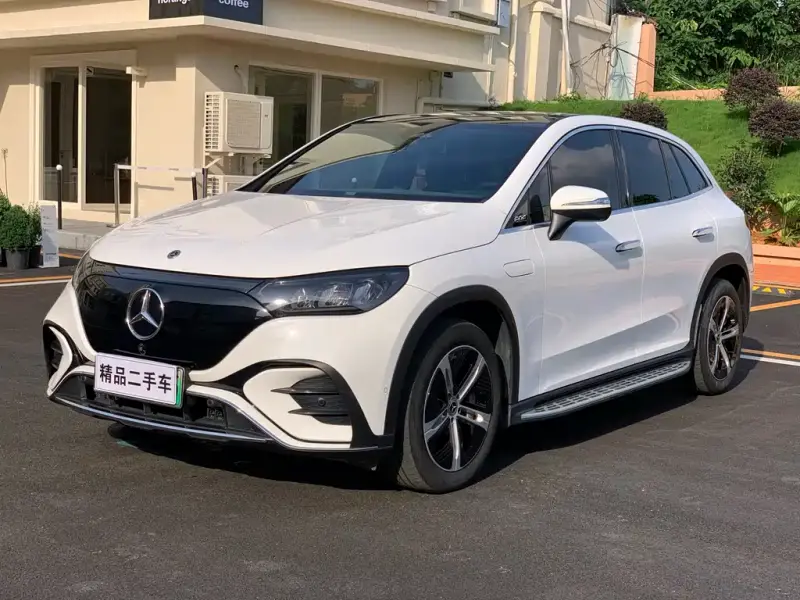 Mercedes-Benz EQE SUV