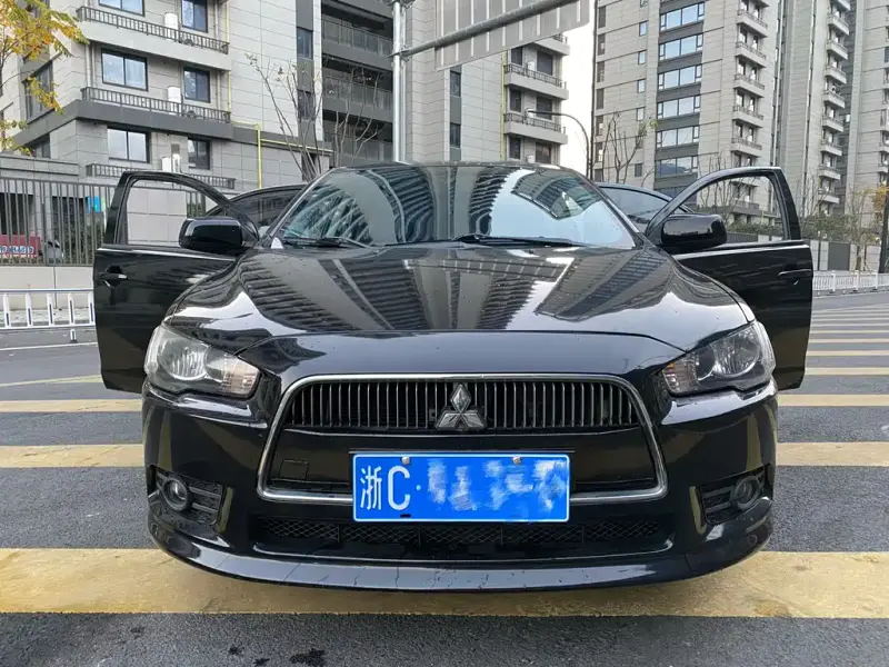 Mitsubishi Lancer EX