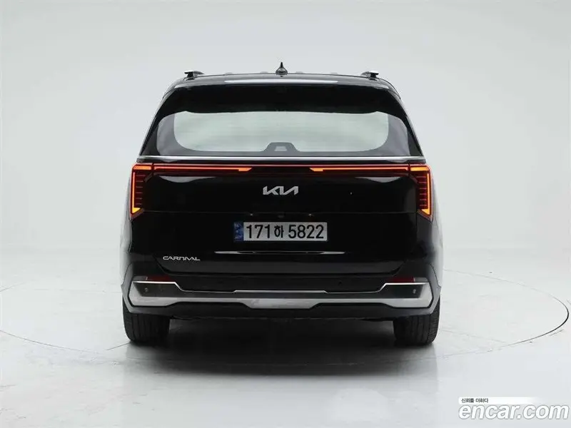 Kia Carnival (Canival)