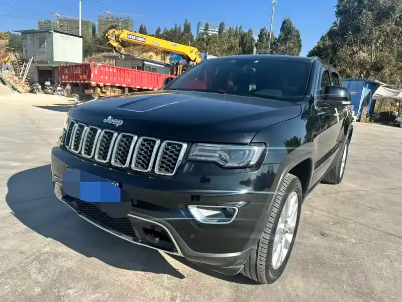 Jeep Grand Cherokee (Import)