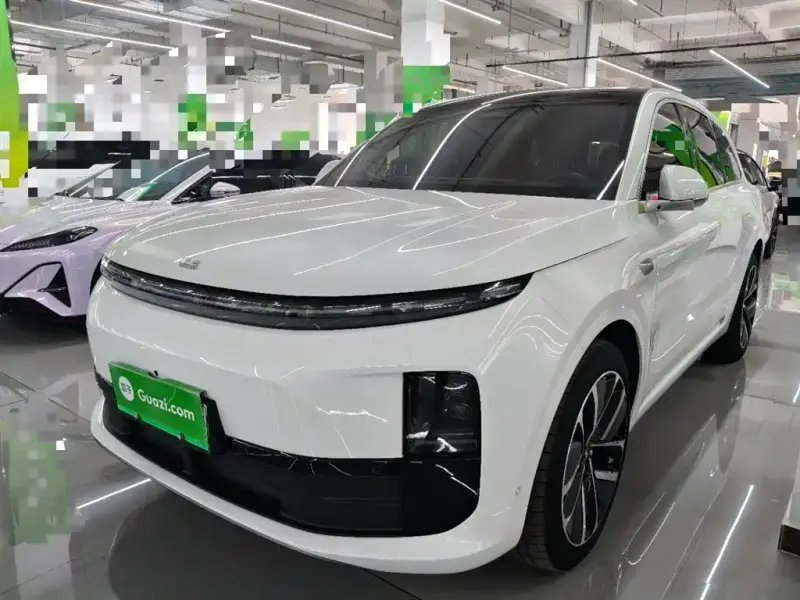 Li Auto L6