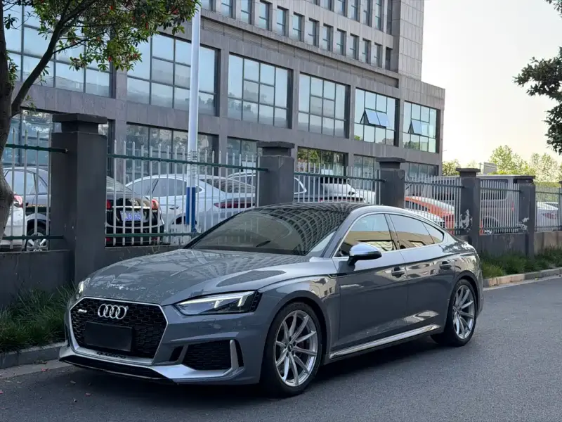 Audi RS 5