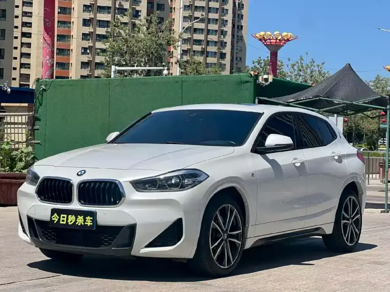 BMW X2