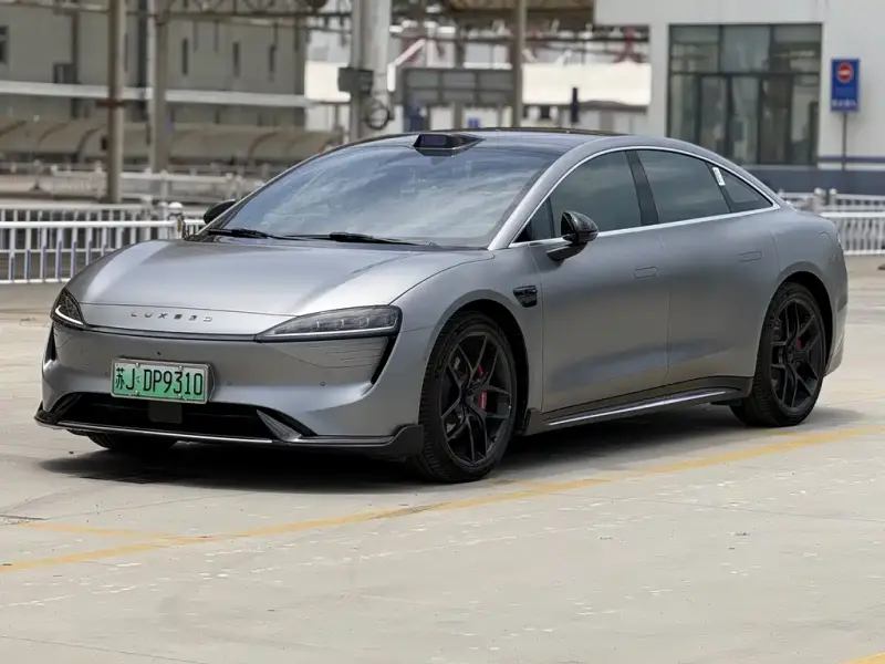 Luxeed Zhijie S7
