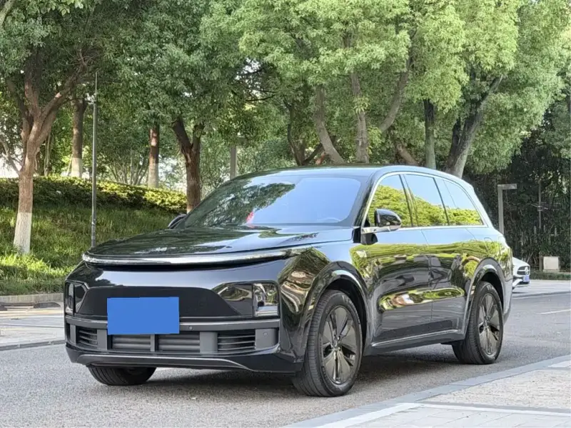 Li Auto L8