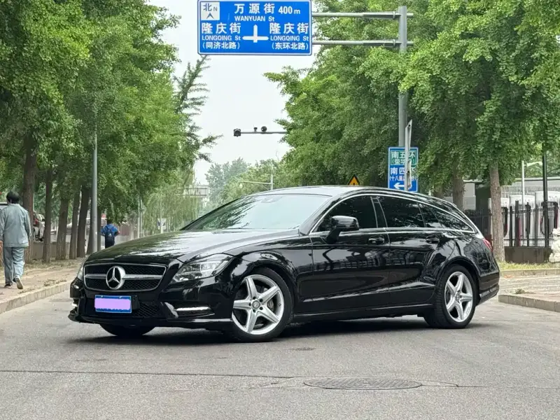 Mercedes-Benz CLS