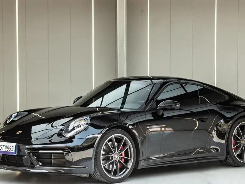 Porsche 911
