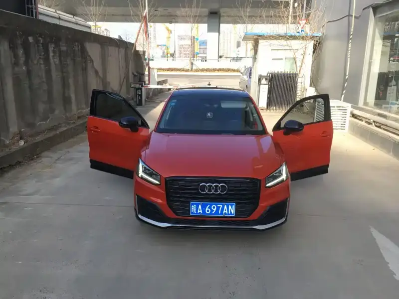 Audi Q2L
