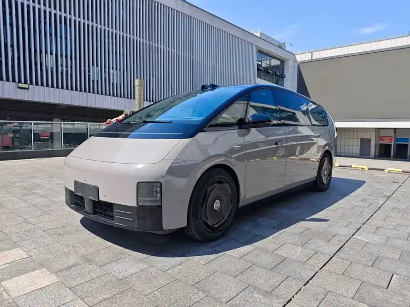 Li Auto MEGA