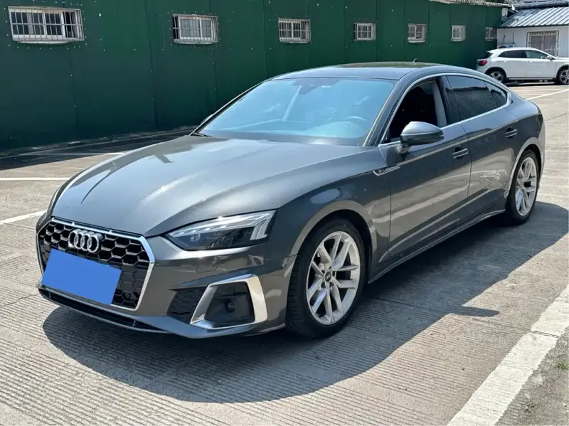 Audi A5 (Import)