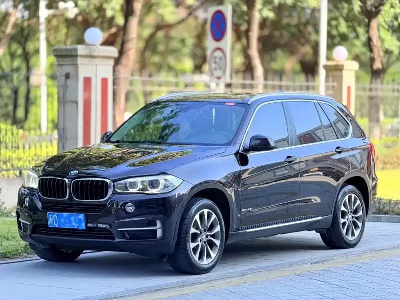 BMW X5 (Import)