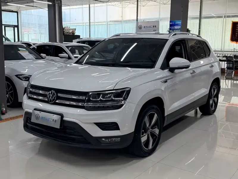 Volkswagen Tharu