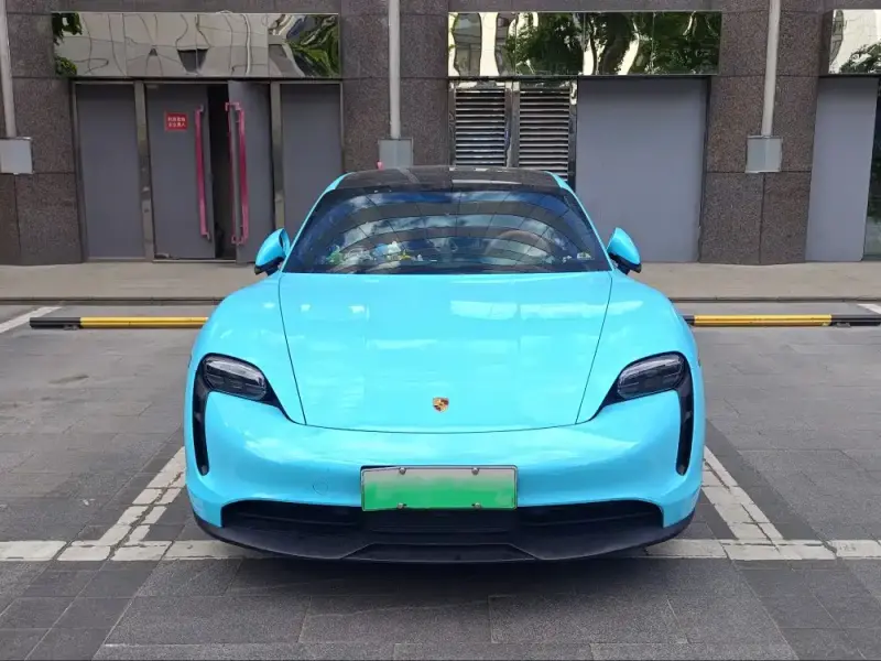Porsche Taycan